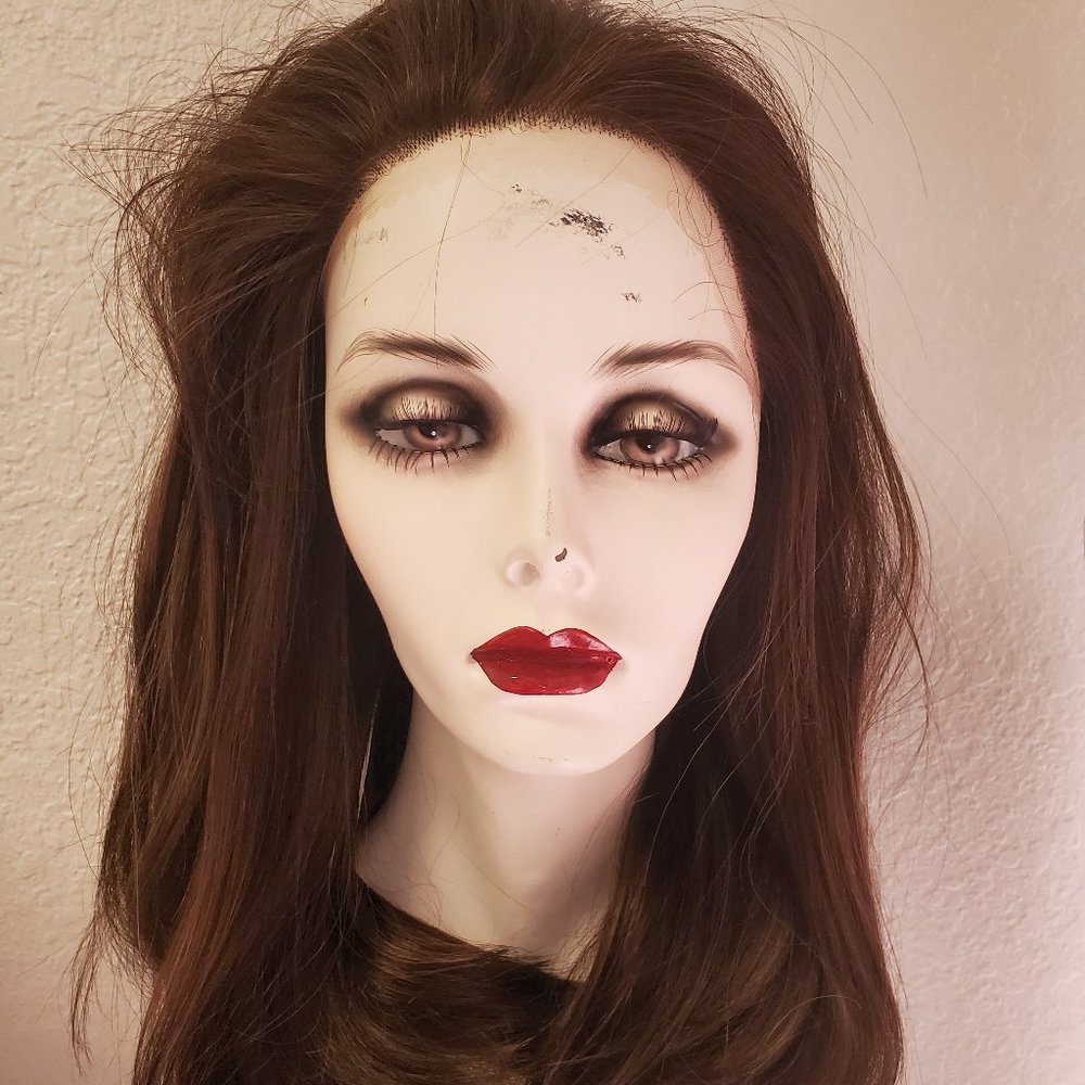 new wig in color walnut